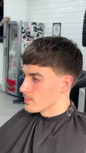 Cách cắt tóc clean cut tại nhà đơn giản cho người mới