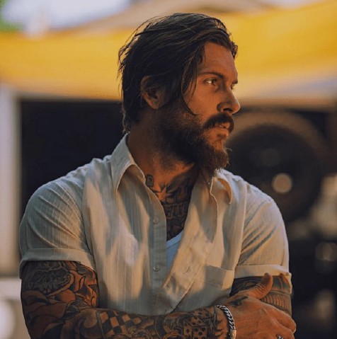 Tóc slick back không cần vuốt có đẹp không?