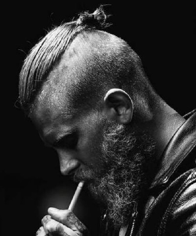 Tóc top knot Nhật Bản đẹp chuẩn samurai hiện đại